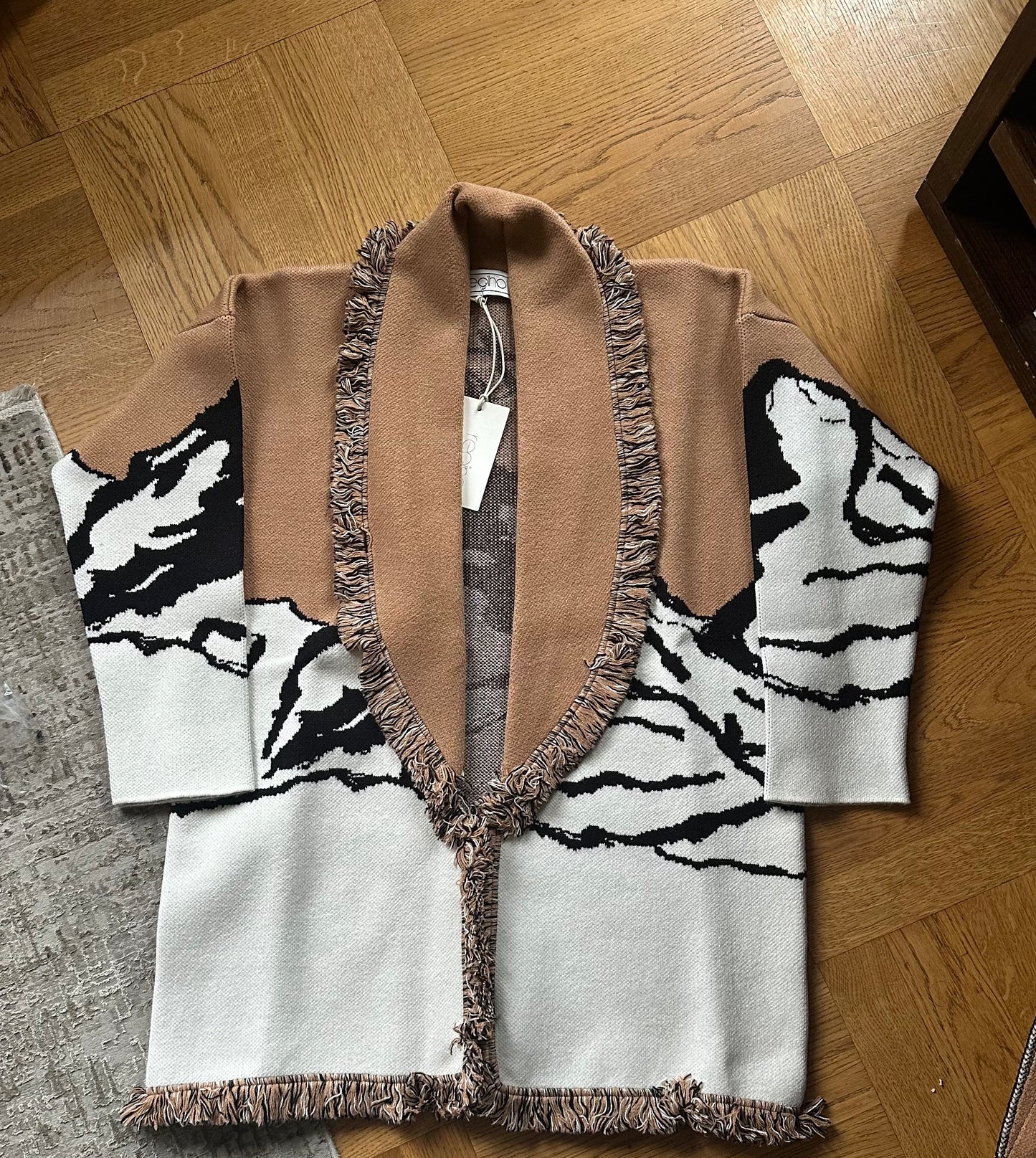 TT CARDI